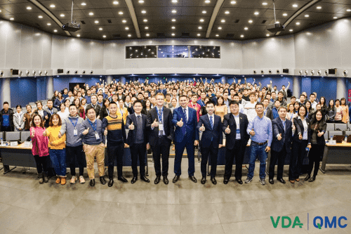 德国汽车工业联合会长春区域会召开 拉斯维加斯9888发表主题演讲